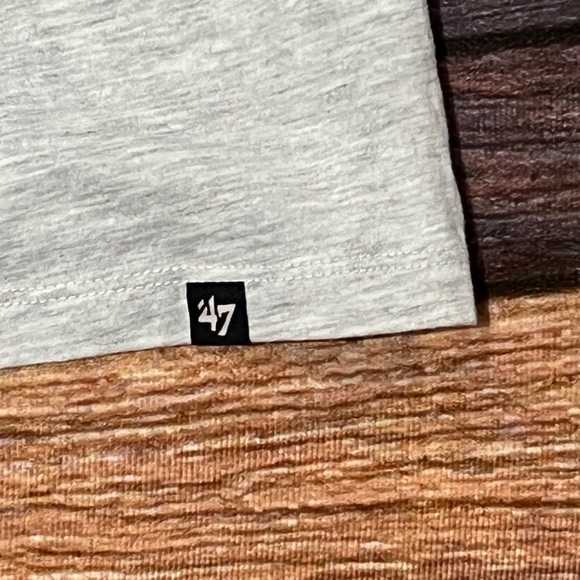 Boston Celtics NBA Basketball Retro Crewneck Tshirt - Picture 3 of 6